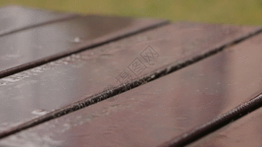 木质长椅实拍GIF图片