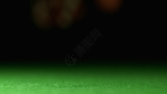 扑克桌骰子实拍视频GIF高清图片