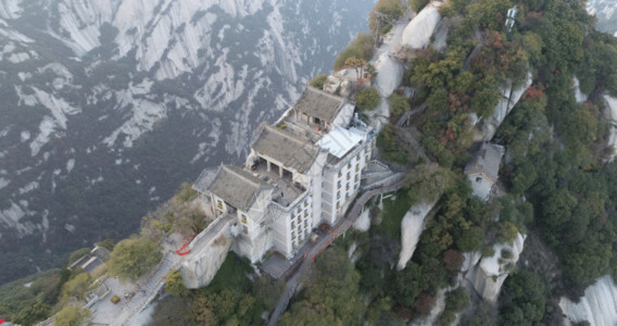 中华寺建筑西岳华山航拍原始素材GIF高清图片