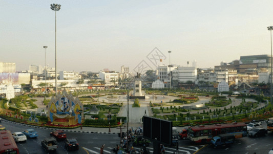 无人机模型航拍泰国曼谷城市中心广场GIF高清图片
