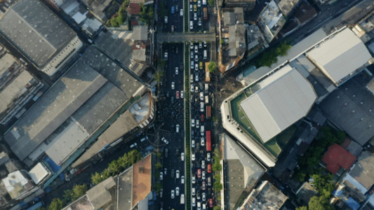 广场道路无人机航拍泰国曼谷城市中心道路GIF高清图片