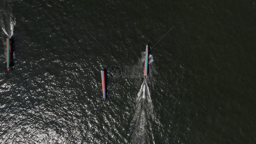 湄公河上的船只GIF图片