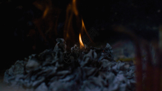 黑色石头烧香火焰GIF高清图片