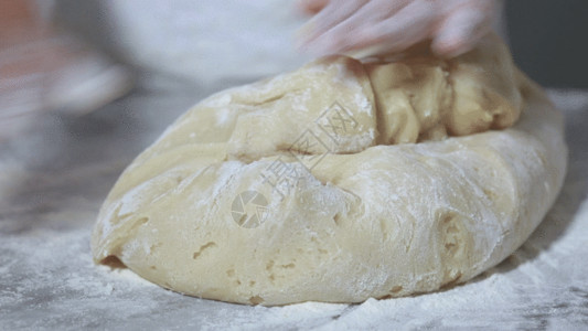 手工制作面包揉面GIF高清图片