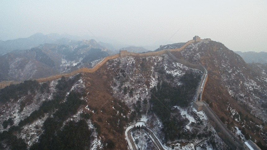 北京八达岭长城日出GIF图片