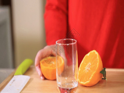 果肉菠萝蜜橙汁GIF高清图片
