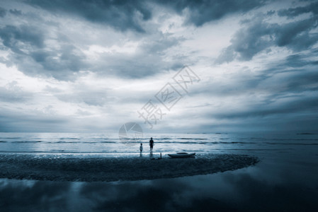 甲米岛泰国海滩海岸风光乌云gif动图高清图片