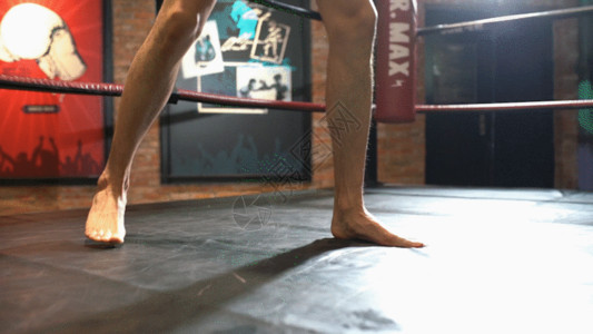 练习拳击的男人拳击手打拳击GIF高清图片
