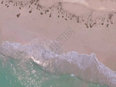 潮汐膨胀海水潮汐起落航拍GIF高清图片