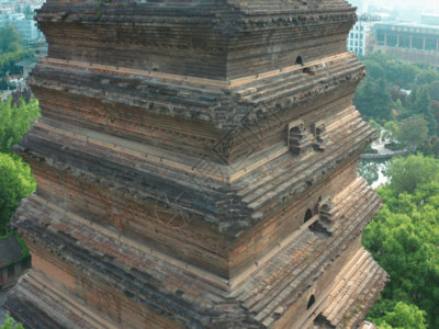 尼泊尔佛教寺庙航拍旅游景区小雁塔GIF高清图片