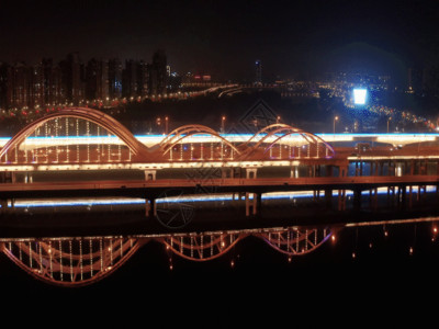 桥梁照片素材夜晚城市交通4K航拍GIF高清图片
