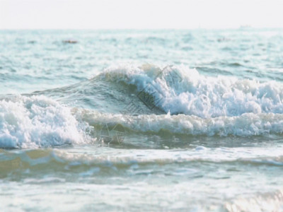 北海涠洲岛大海海浪浪花GIF高清图片