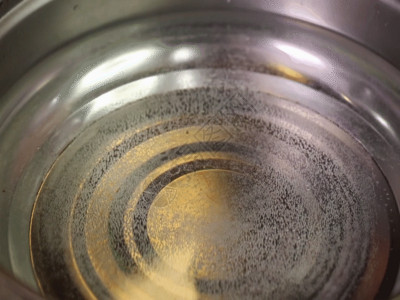 常用的调味香料材料下锅GIF高清图片