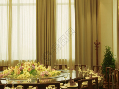 低的餐桌晚宴厅 GIF高清图片