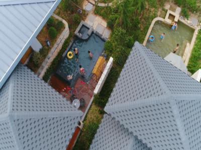 房子屋顶素材航拍戏水GIF高清图片
