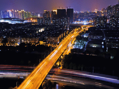 延时城市夜景交通GIF图片