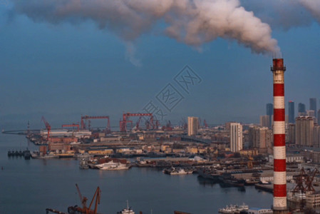 重工业污染大连港口烟囱gif动图高清图片