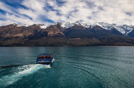 海上快艇新西兰格林诺奇gif高清图片