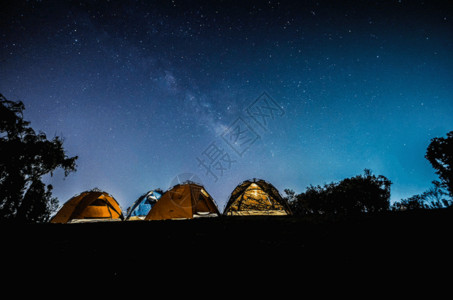 露營帐篷星空营地gif高清图片