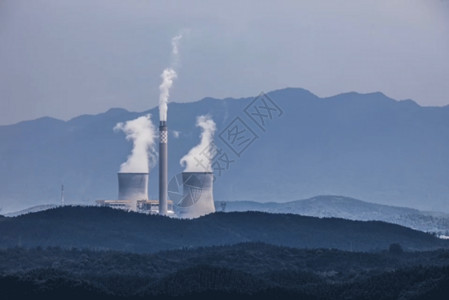 排放污染巨型烟囱gif动图高清图片