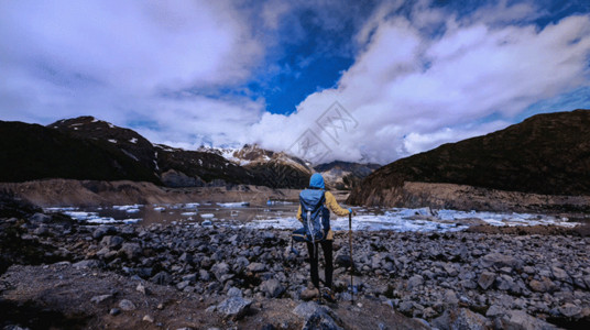 绒布冰川户外徒步线路稻城亚丁gif高清图片