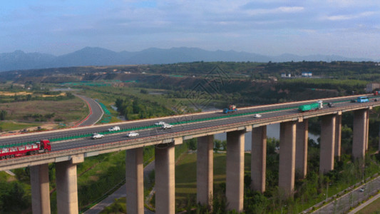 工程检验桥梁货运GIF高清图片
