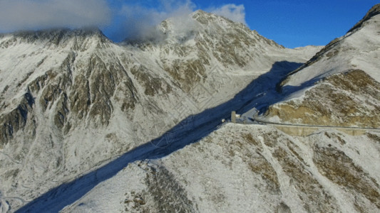 山脉航拍川西雪山航拍GIF高清图片