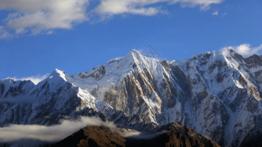 贡嘎山脉西藏群山延时GIF高清图片