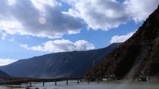 青藏高原雪山珠穆朗玛峰GIF高清图片