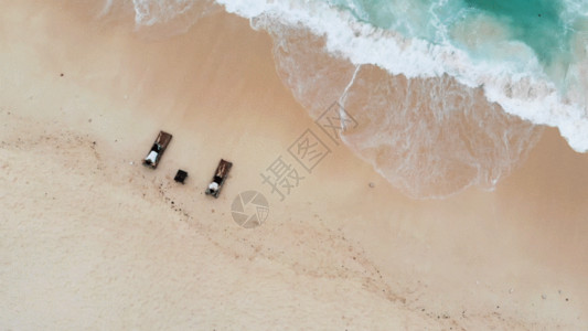 浪花一朵朵海滩度假GIF高清图片
