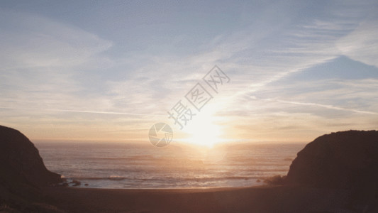 山体背景夕阳西下 GIF高清图片