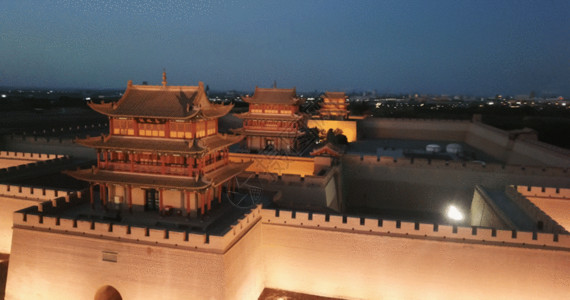 廷塔杰尔城堡夜景旅游景点 GIF高清图片
