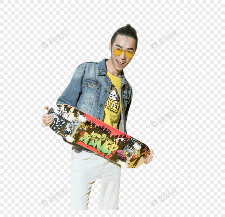 拿着滑板的青年男性图片