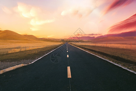 唯美沙漠风景公路背景设计图片