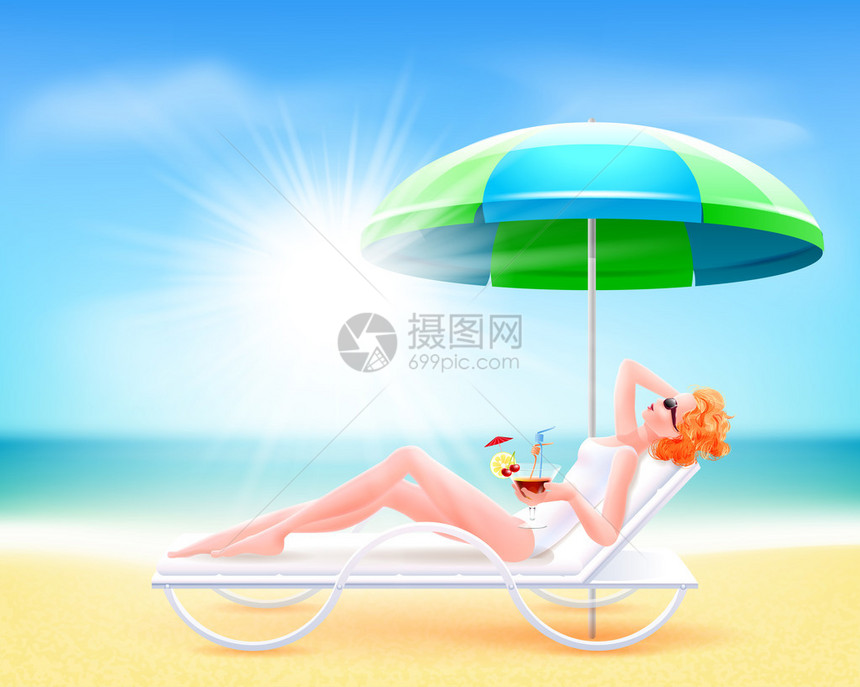 穿着白色泳衣的女孩躺在椅上阳光明媚蓝天海休息女人手里拿着鸡尾酒值得在躺椅阳伞图片