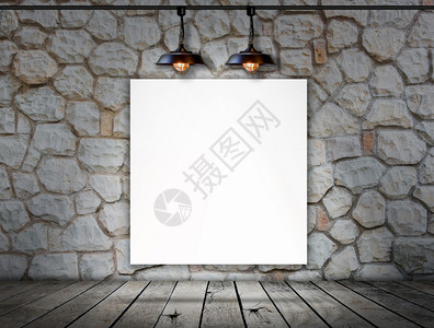 石墙和木地板上的空白框架图片