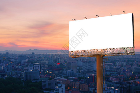 城市日出广告的空白广告牌图片