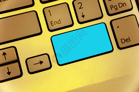 用于邀请贺卡促销海报凭证布局的业务空模板键盘蓝键意图创建计算机图片