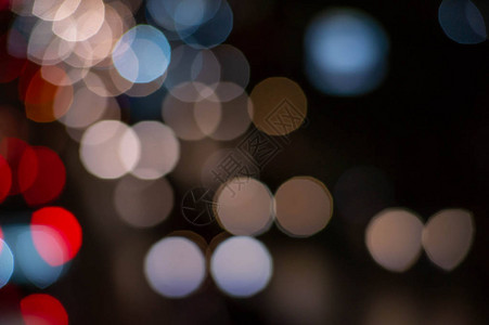 城市街道上的抽象博赫夜灯图片