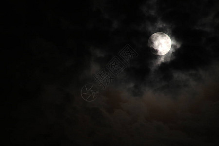 黑夜的月亮图片