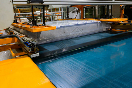 韩国某家具厂的骨科床垫真空包装机床垫真空包装机骨科图片