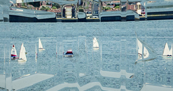 数字渲染海景船和海岸图片