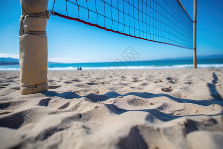 低角度的沙滩排球网海边度假图片