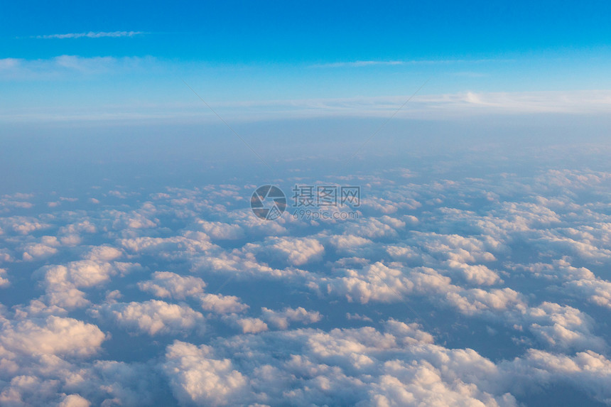 机上拍蓝天白云的天空3图片