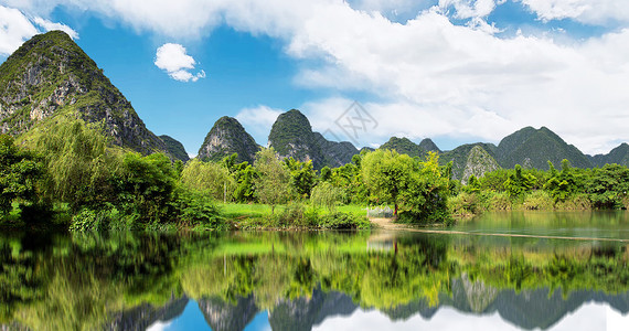 开门关门关门山全景背景