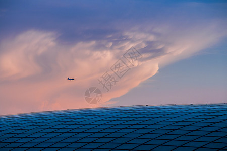 飞机空间背景云中漫步 飞机背景