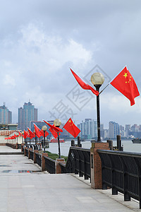 国庆假日红旗飘扬背景图片