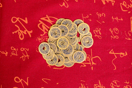 中国风清代铜钱平铺拍摄高清图片
