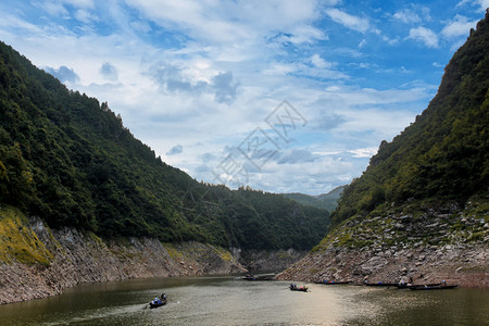 三峡人家背景图片