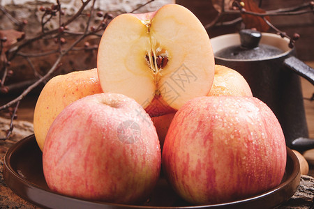 苹果红富士苹果 陕西 山东 烟台 切开苹果 水果背景